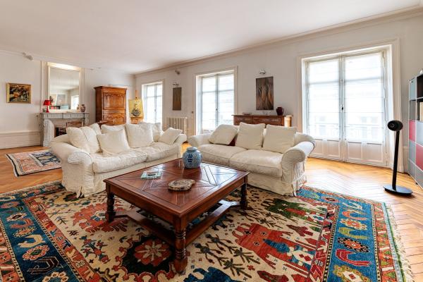 Acheter appartement 6 pièce(s) 231 m² - Photo