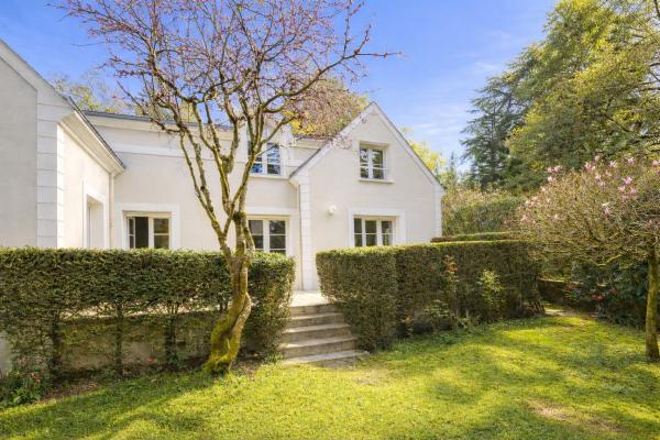 Acheter maison 10 pièce(s) 218 m² - Photo