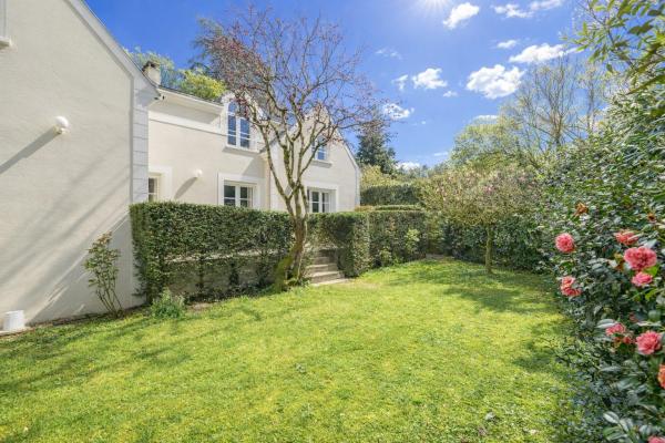 Acheter maison 10 pièce(s) 218 m² - Photo