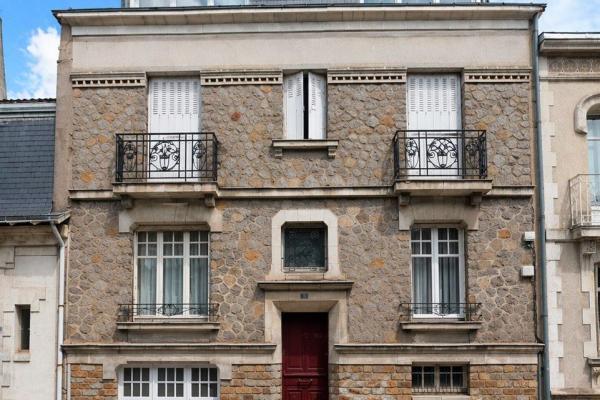 Acheter maison 8 pièce(s) 230 m² - Photo