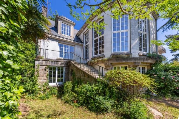 Acheter maison 10 pièce(s) 245 m² - Photo