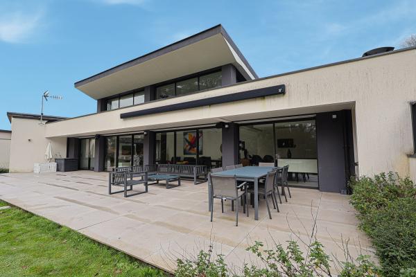 Acheter maison 8 pièce(s) 160 m² - Photo