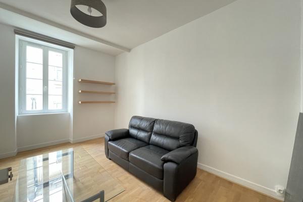 Louer appartement 2 pièce(s) 48 m² - Photo