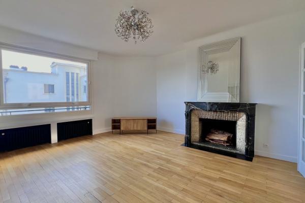 Louer appartement 4 pièce(s) 110 m² - Photo