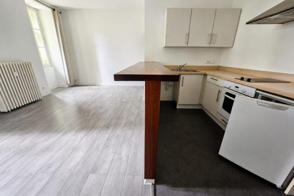 Louer appartement 1 pièce(s) 31 m² - Photo